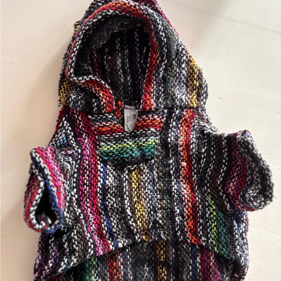 Dog Hooded Knit Poncho Coat - Multicolor - Picture 6 of 8